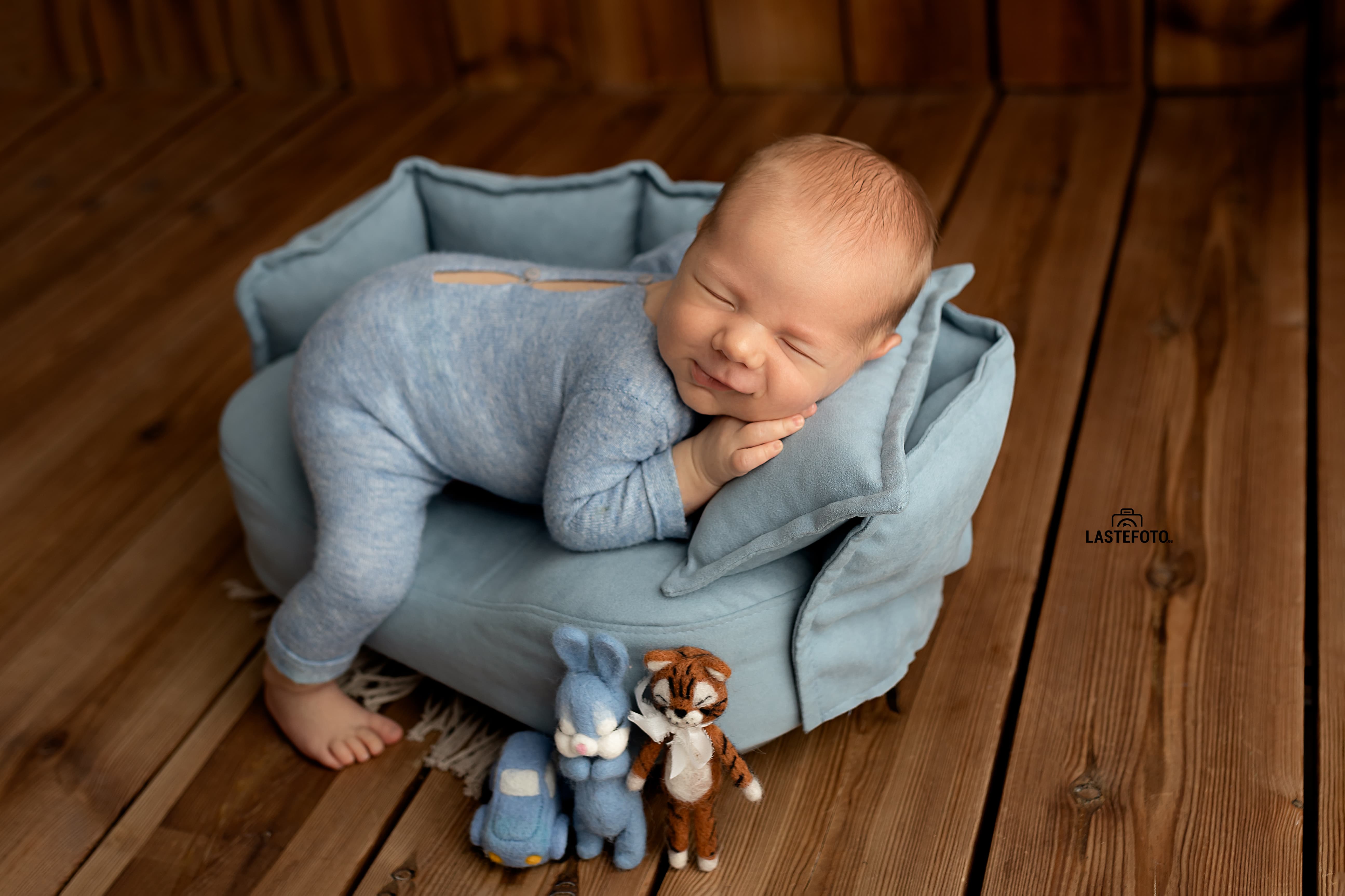 Newborn photo shoot in Tallinn