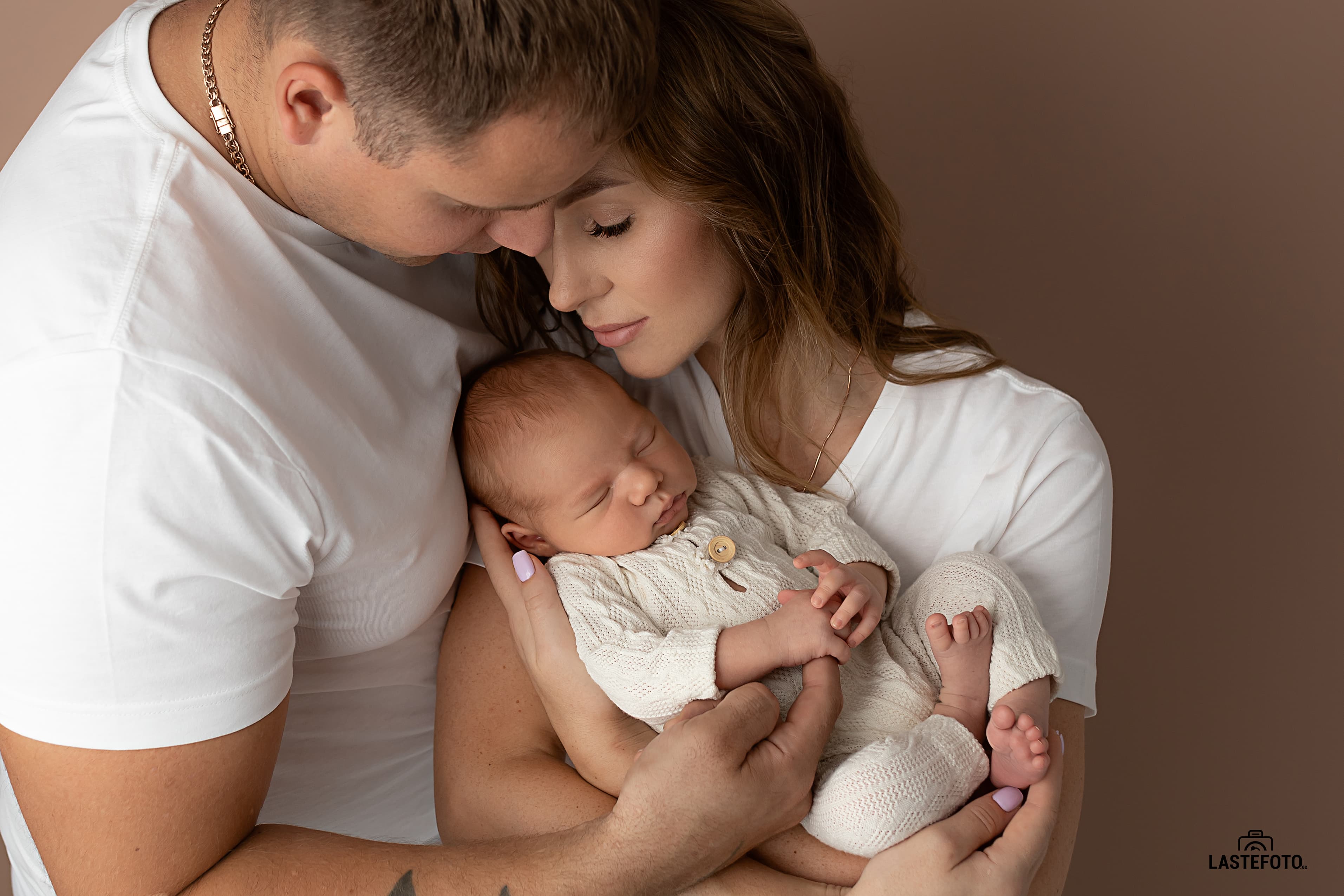 Family newborn photo shoot in Tallinn